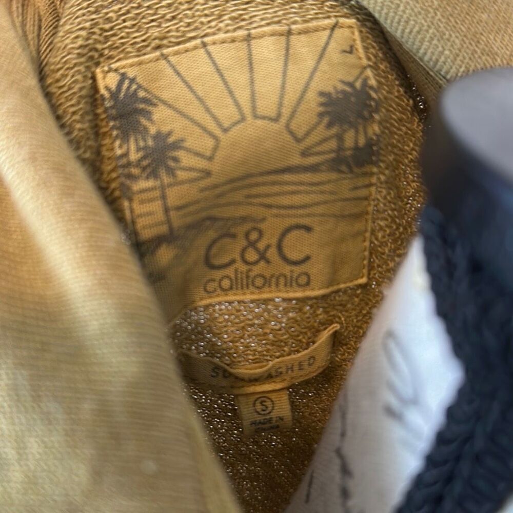 C & C California Pea Green Sunwashed Button Short Sleeve Knit Shirt S - Picture 4 of 8
